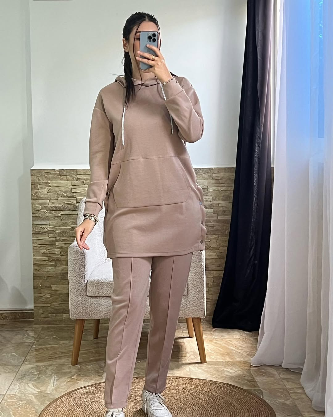 Ensemble Cozy Hoodie